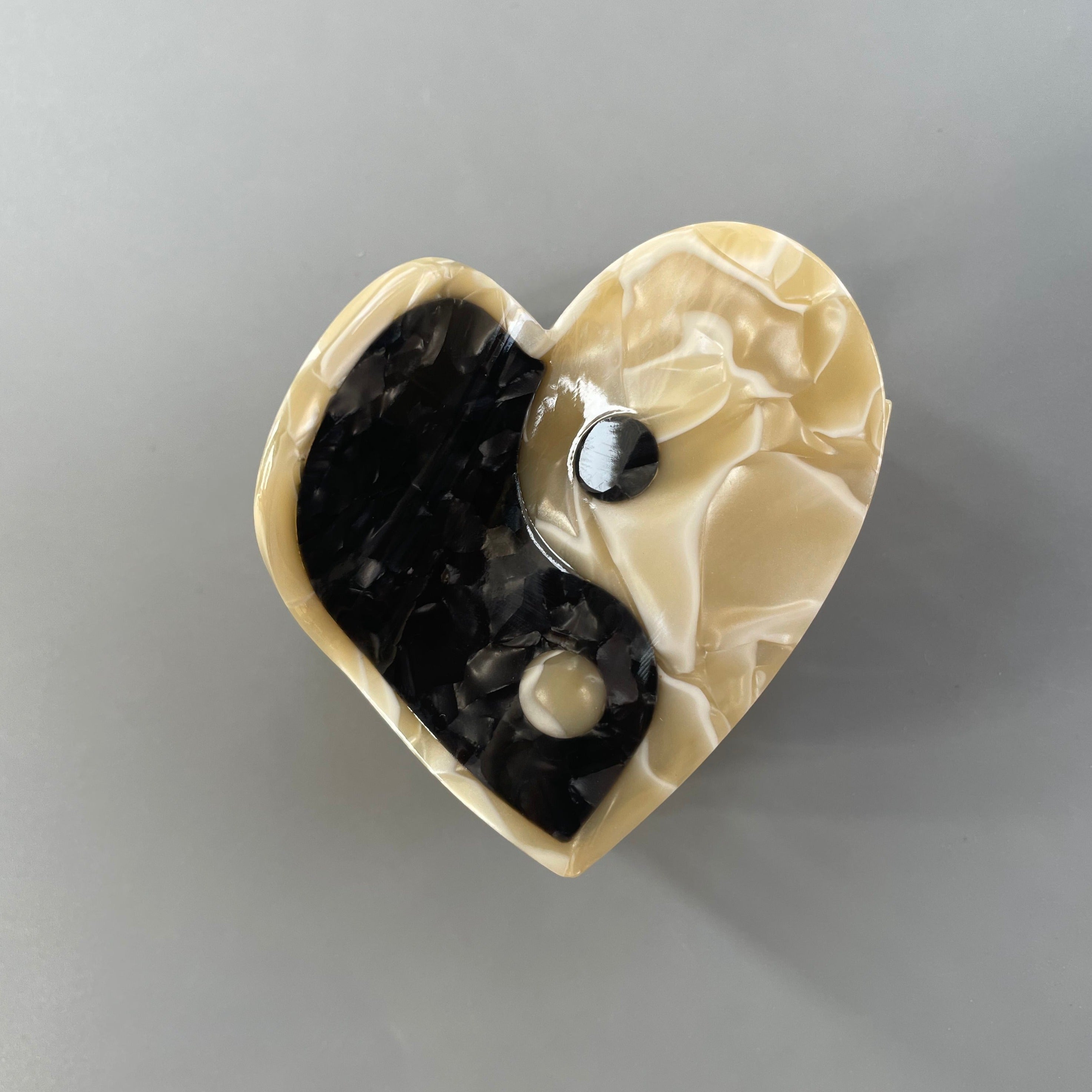 balance claw within love