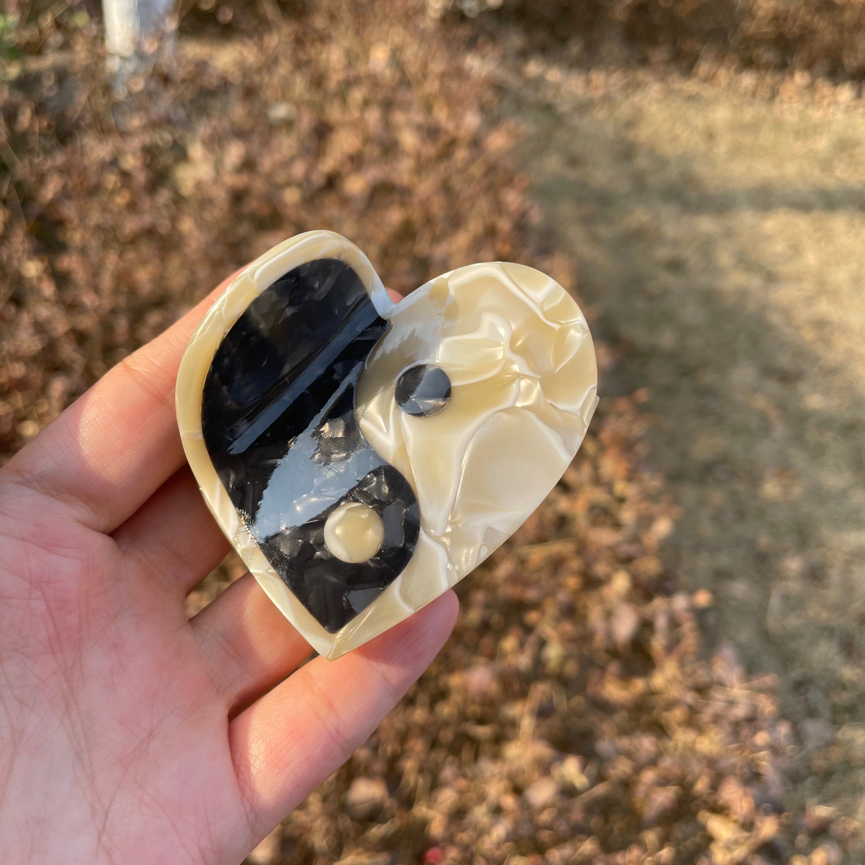 balance claw within love