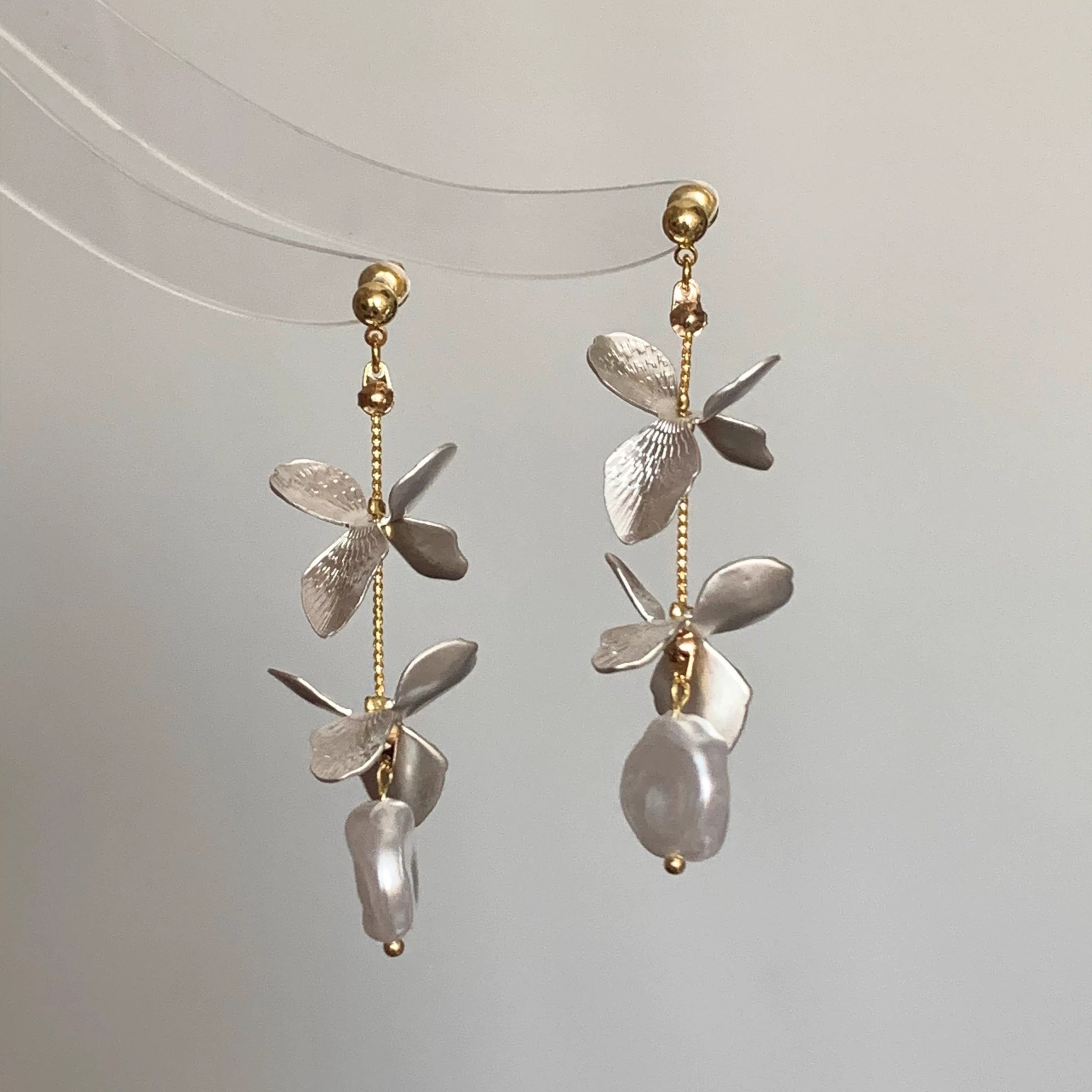 Flower Pearl Earrings