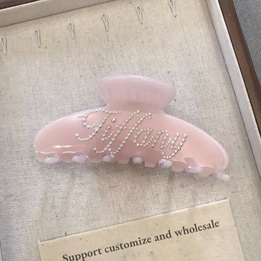 THE NAMEPLATE CUSTOMIZED CLAW WITHIN PEARL