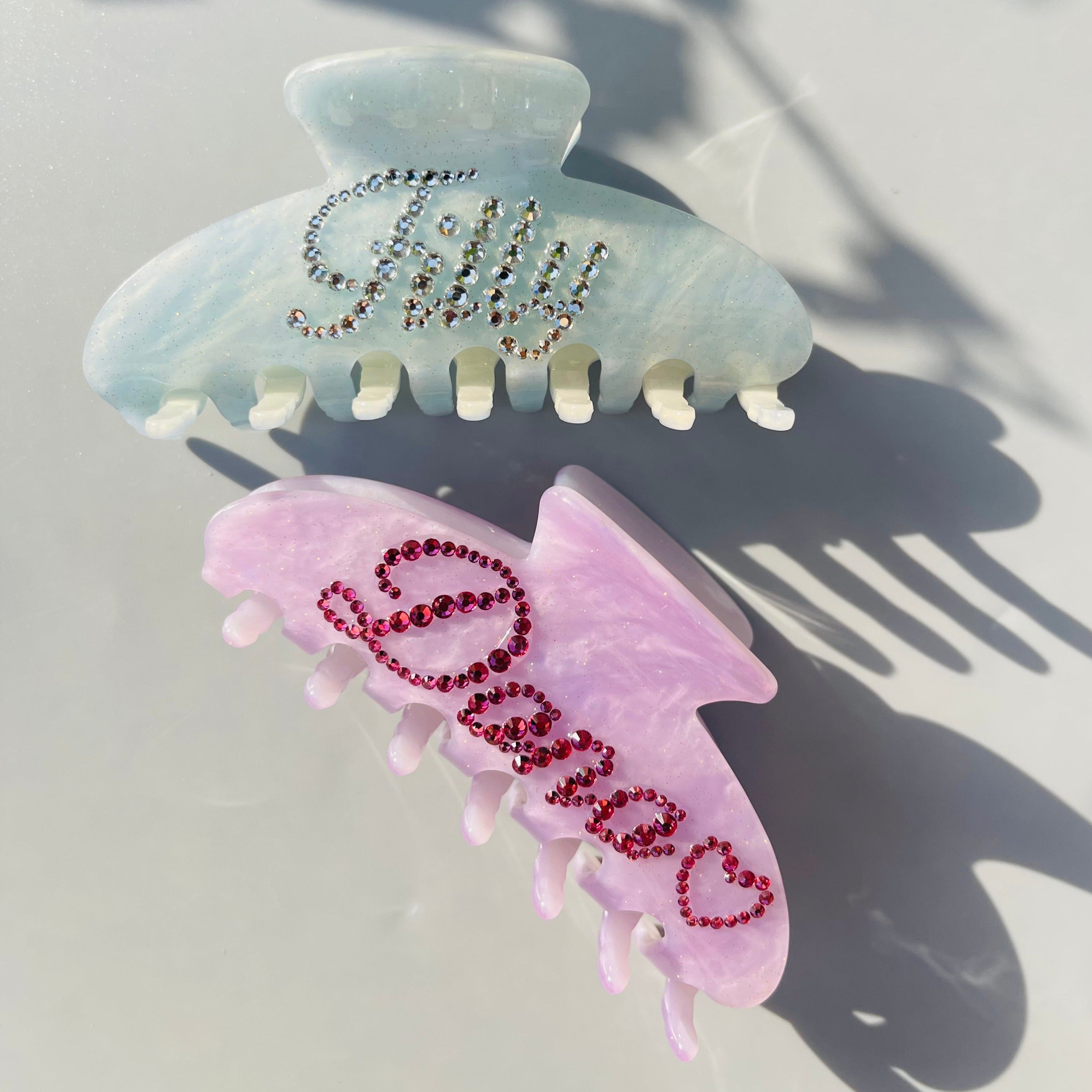 THE NAMEPLATE CUSTOMIZED DISCOLORATION CLAW