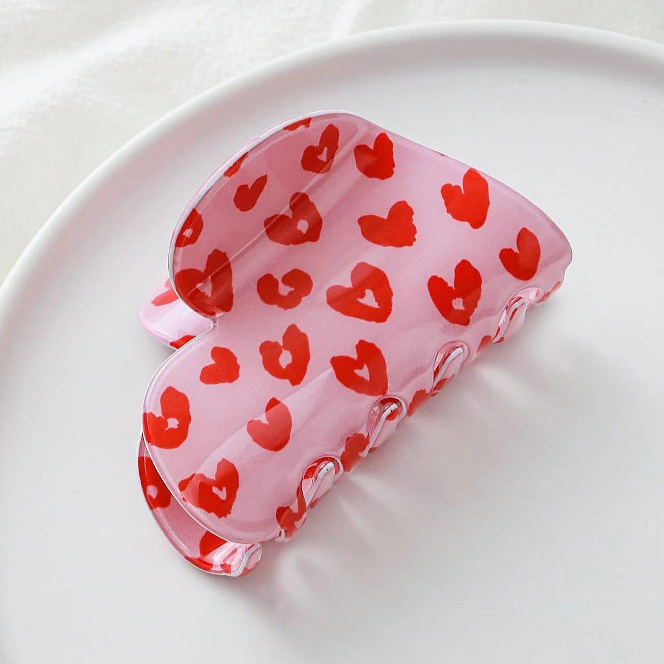 pink Love heart Claw