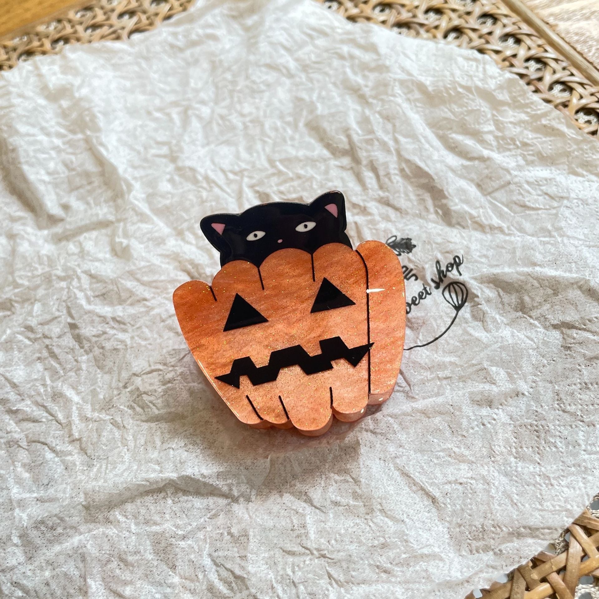 love pumpkin cat claw