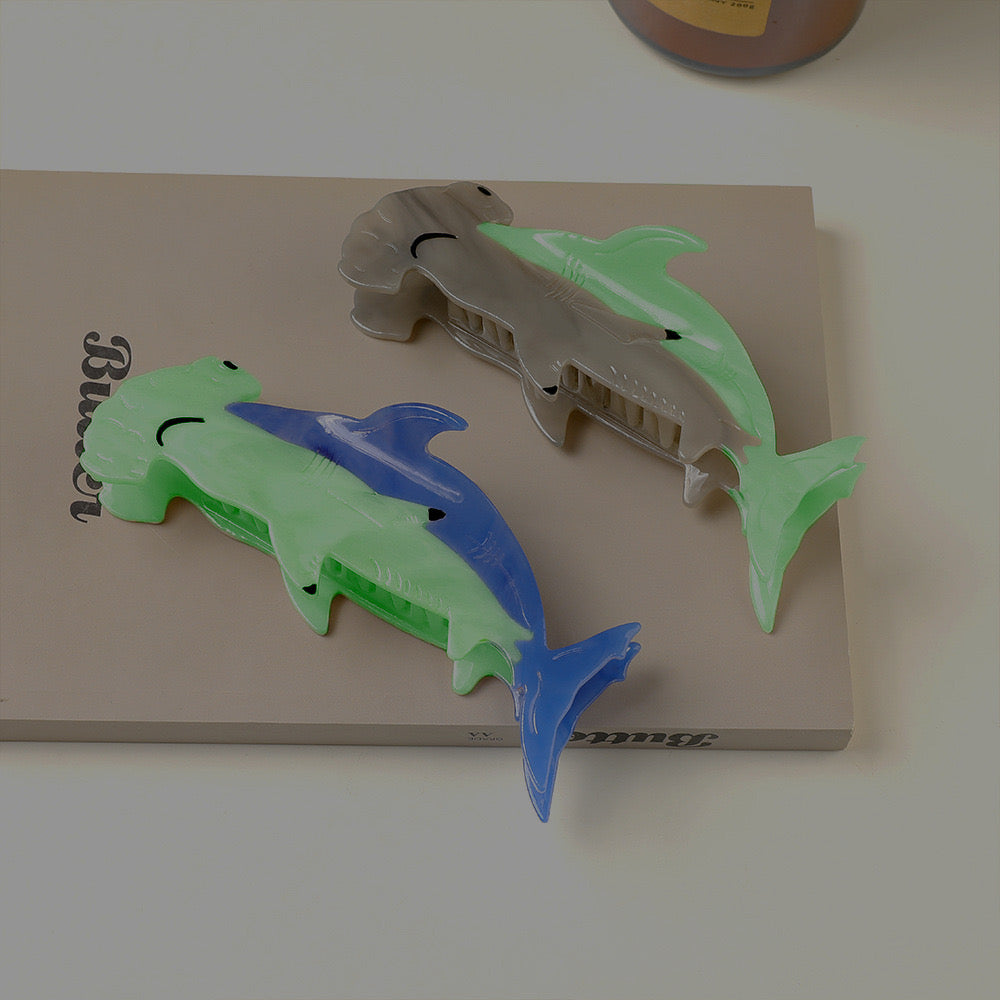 Blue Hammerhead shark claw within luminous