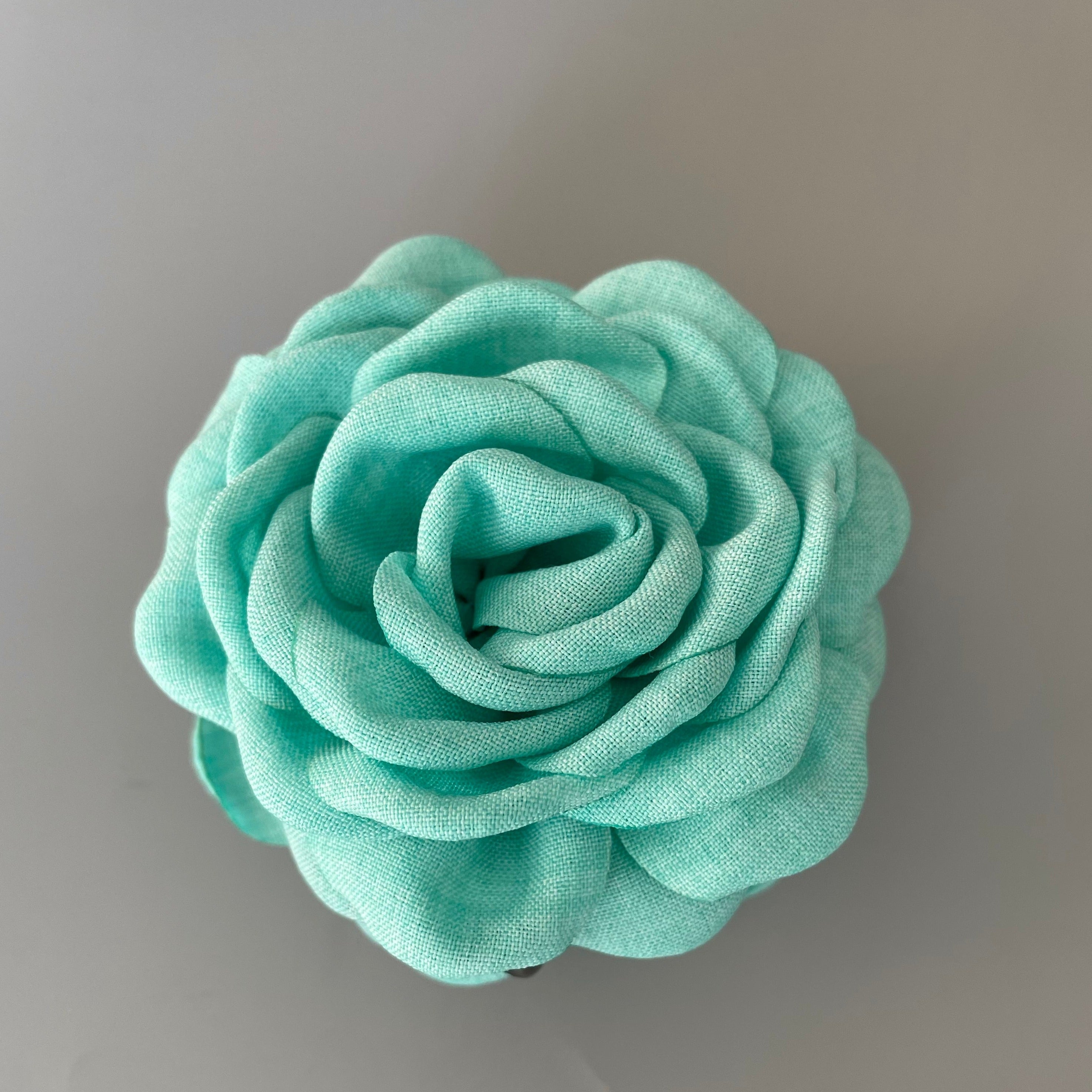 Green Rose Hair Claw