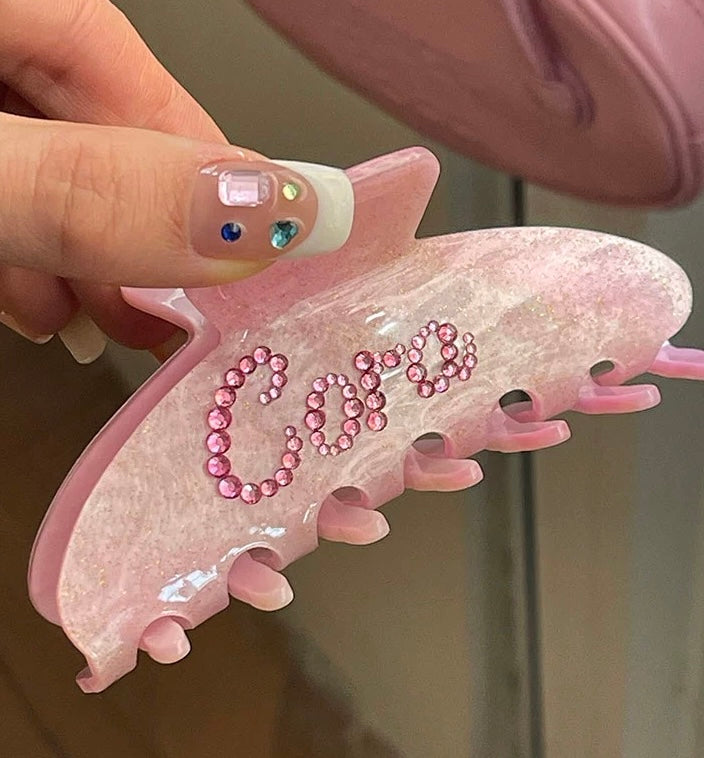 THE NAMEPLATE CUSTOMIZED CLAW IN GOLD CANDY