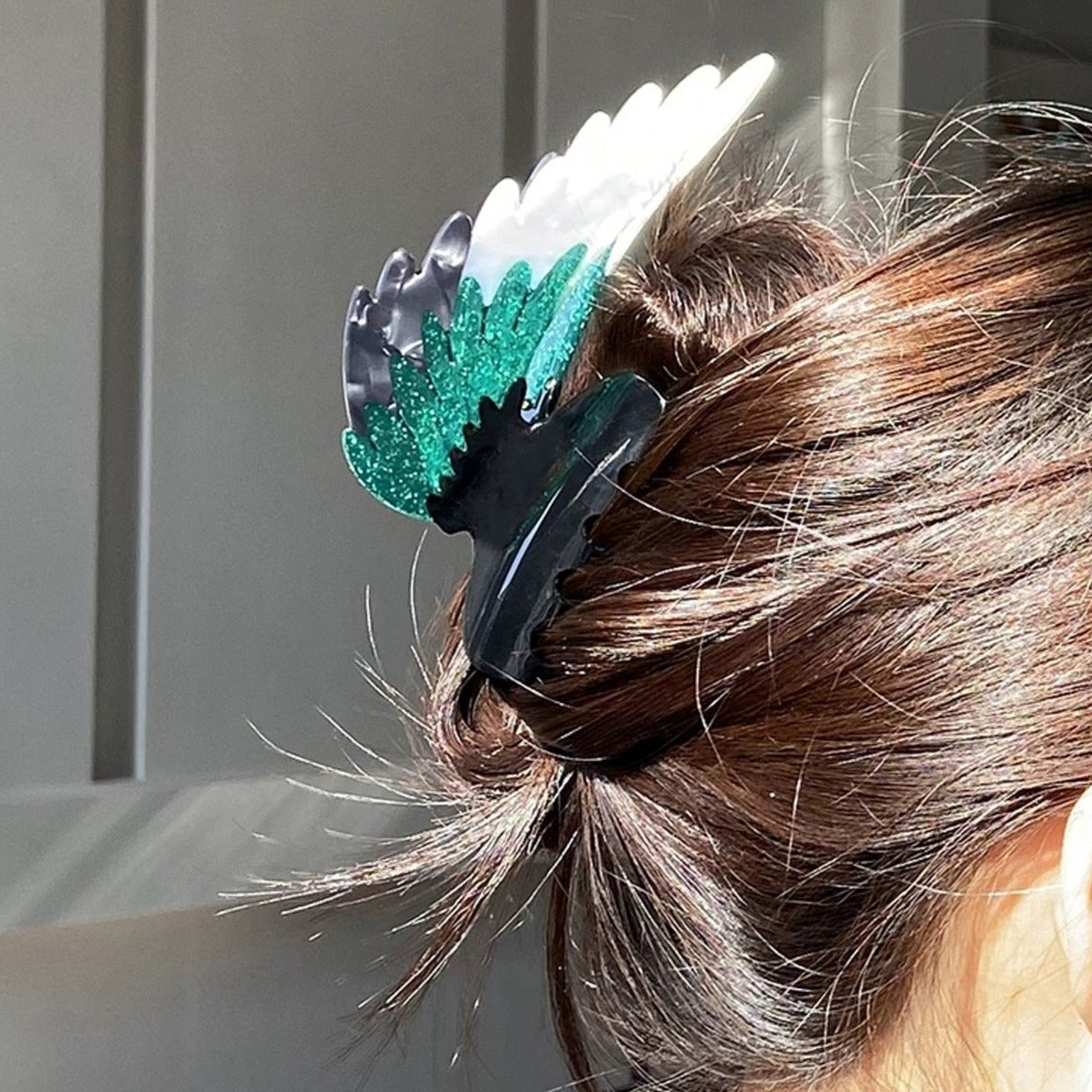 Malachite green claw