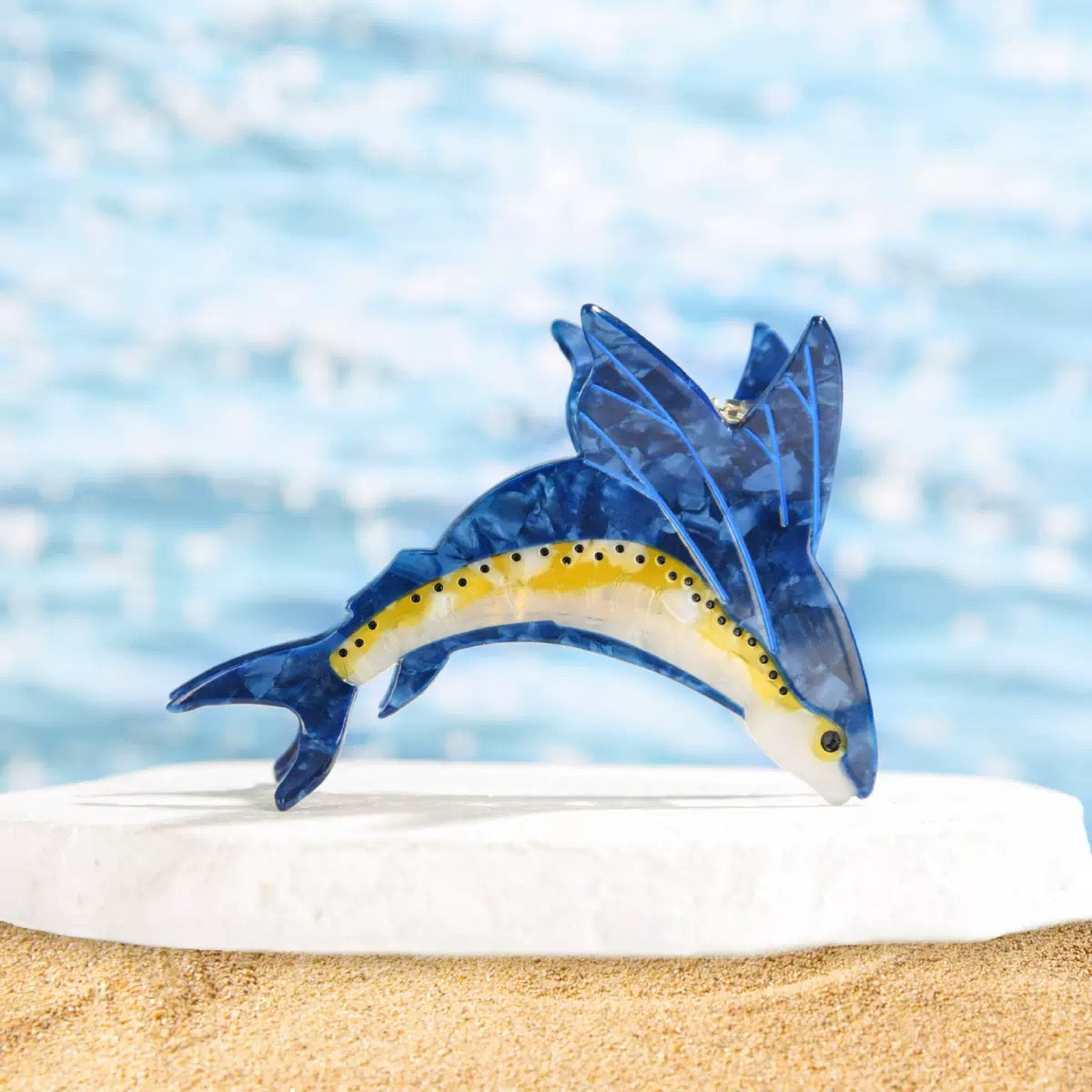 flying sword fish hair claw