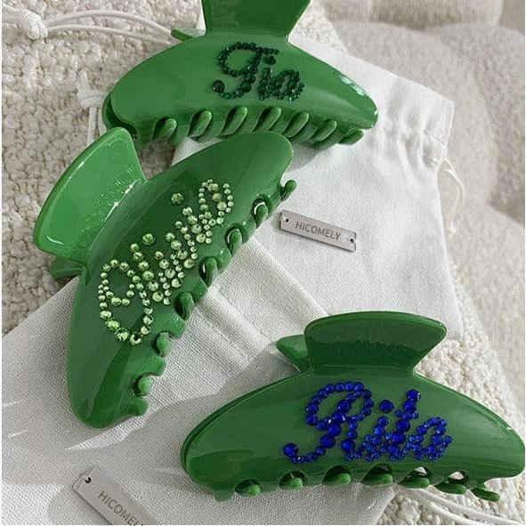 THE NAMEPLATE CUSTOMIZED CLAW IN PINK SHELL