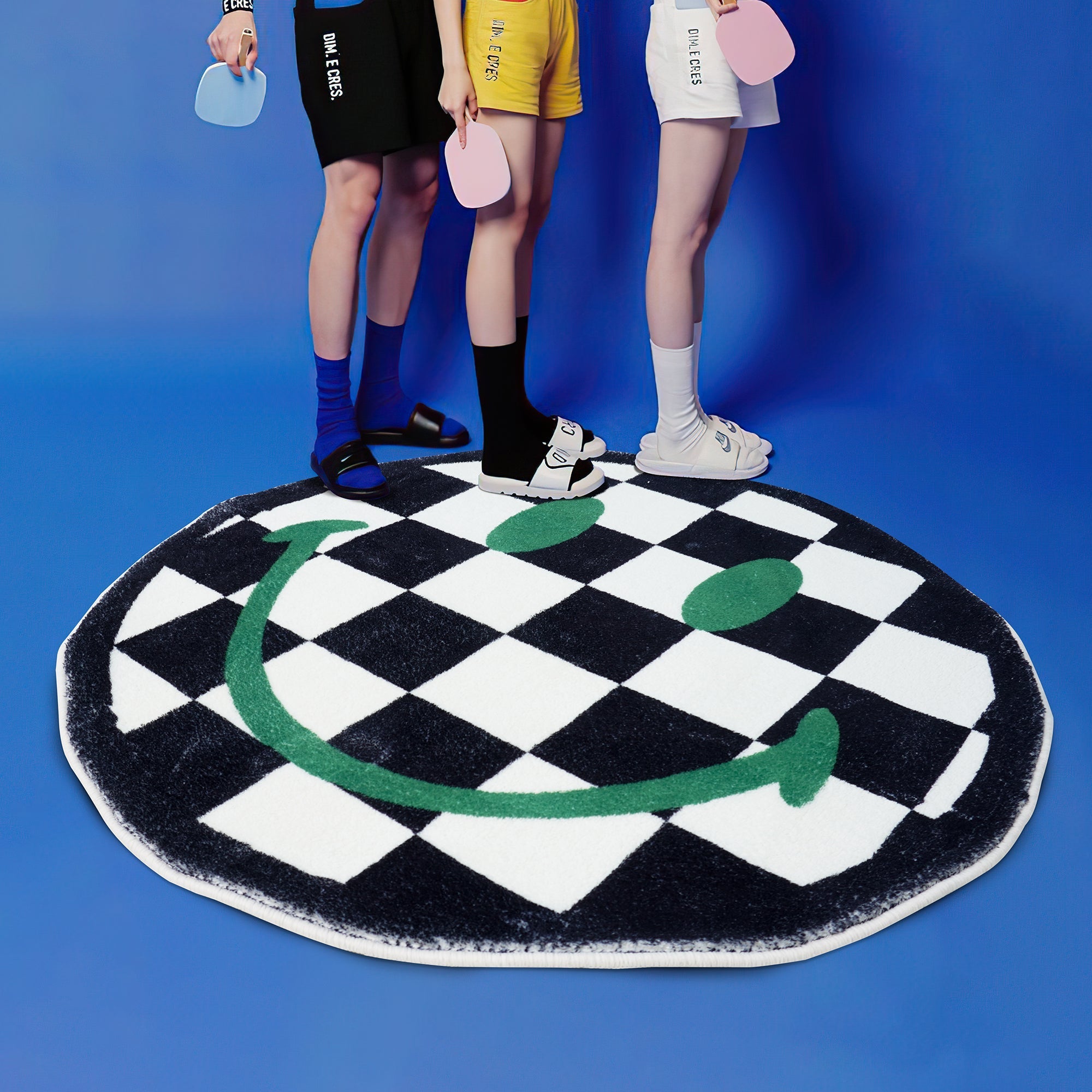 Waffle smiley Round Rug