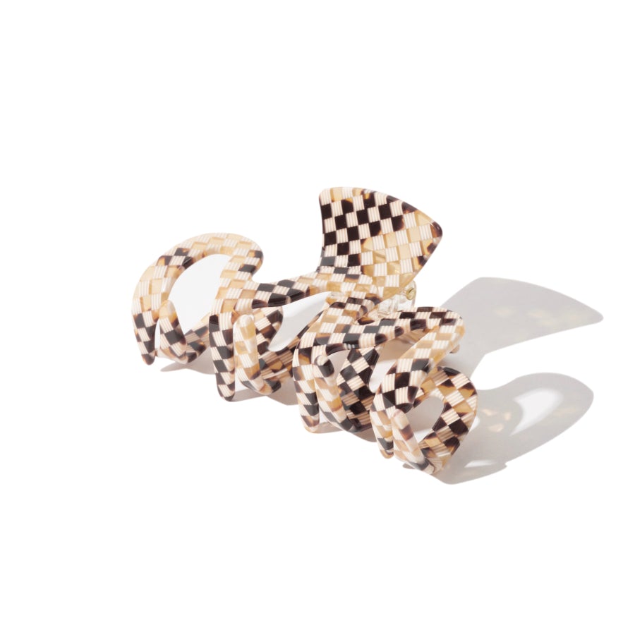 Caterpillar Claw in Vina