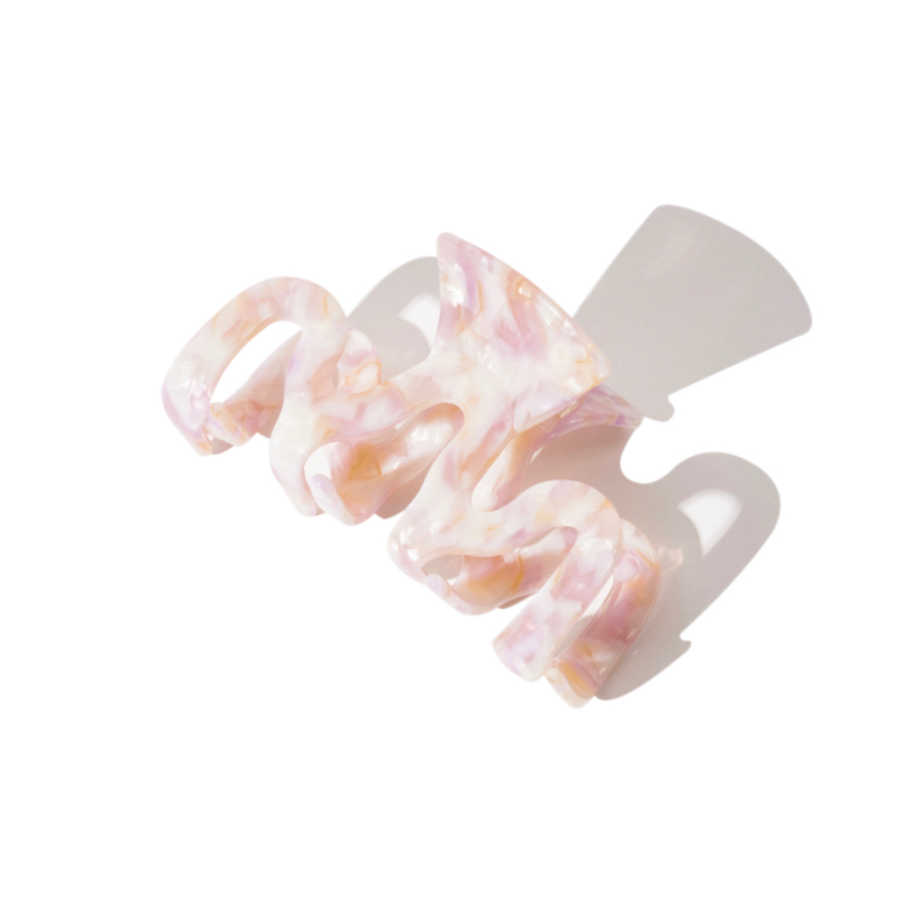 Caterpillar Claw in Vina