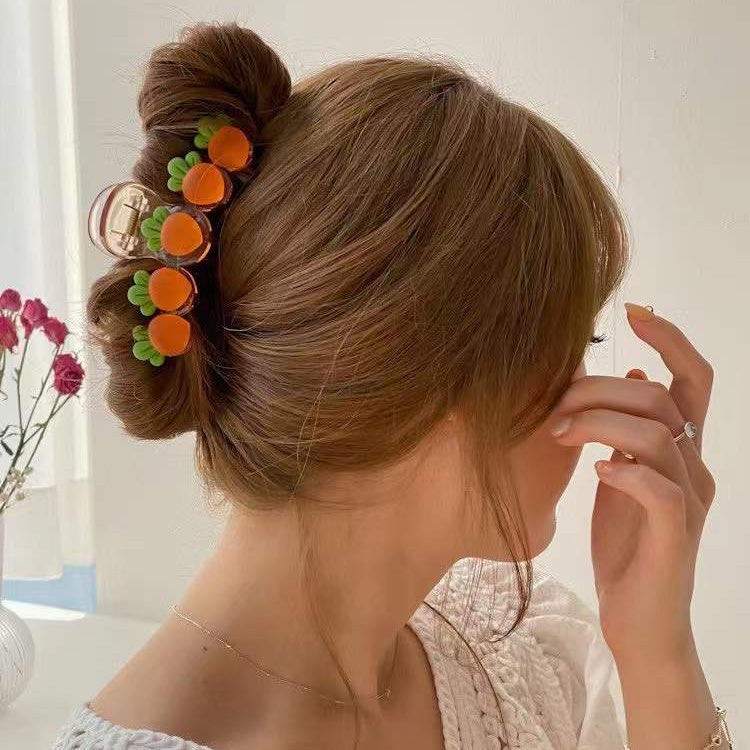 cute carrot claw