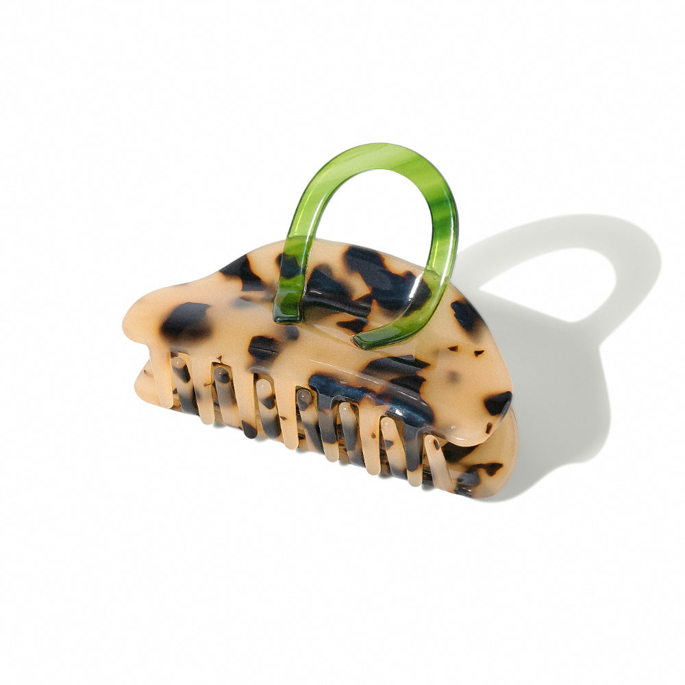 Carry-on Claw in Pound Cake