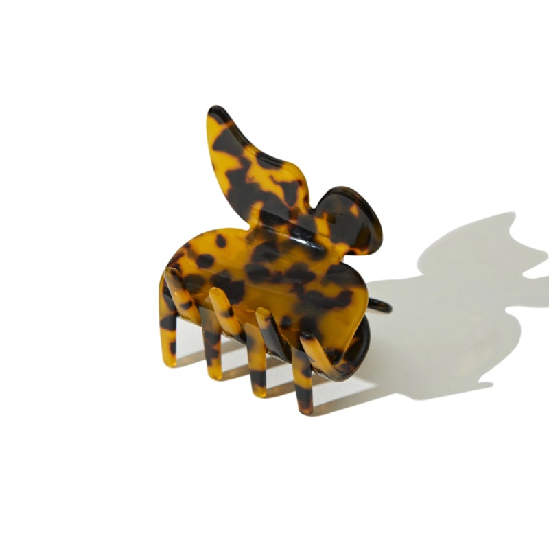 Butterfly Claw in Tea