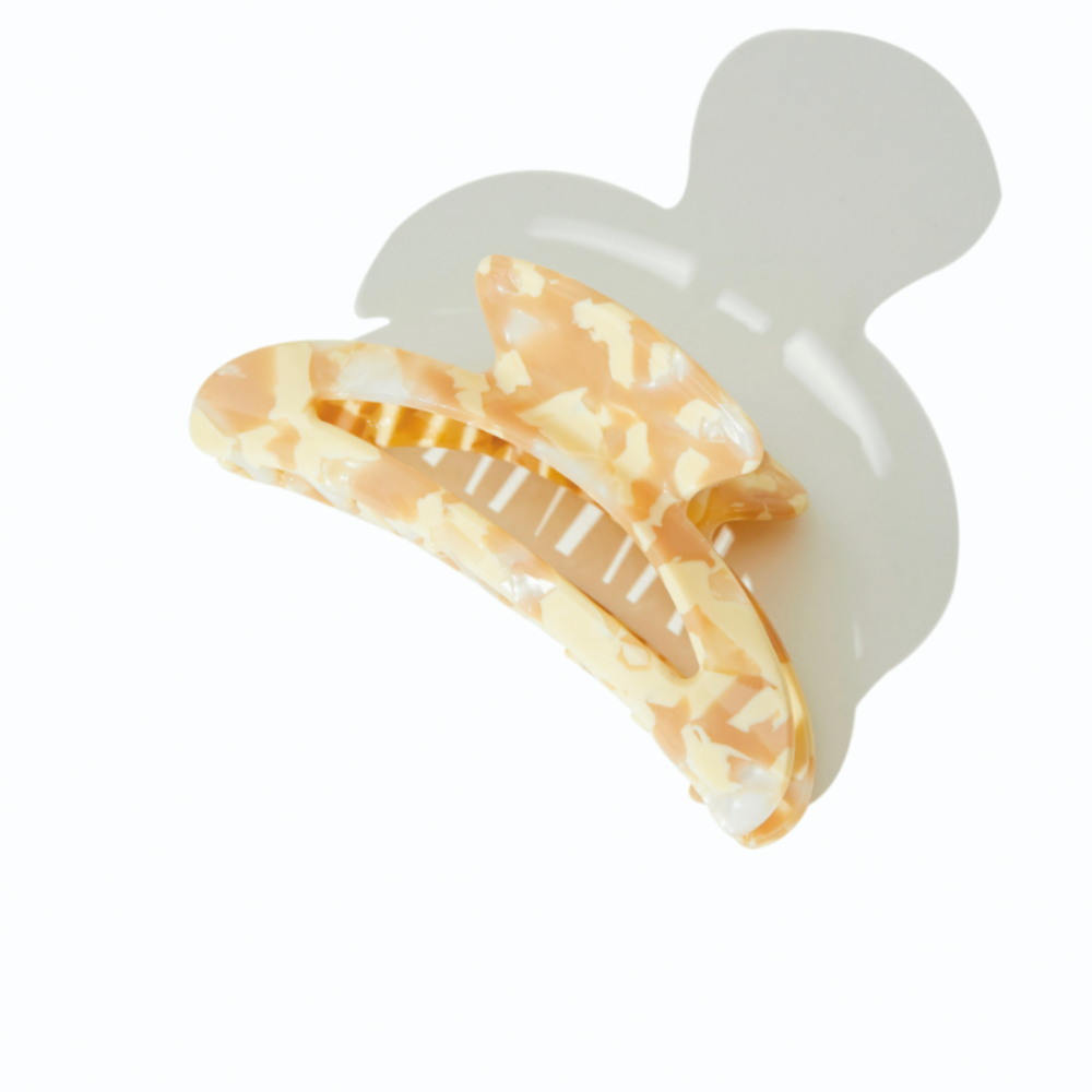 Baguette Claw in Strawberry