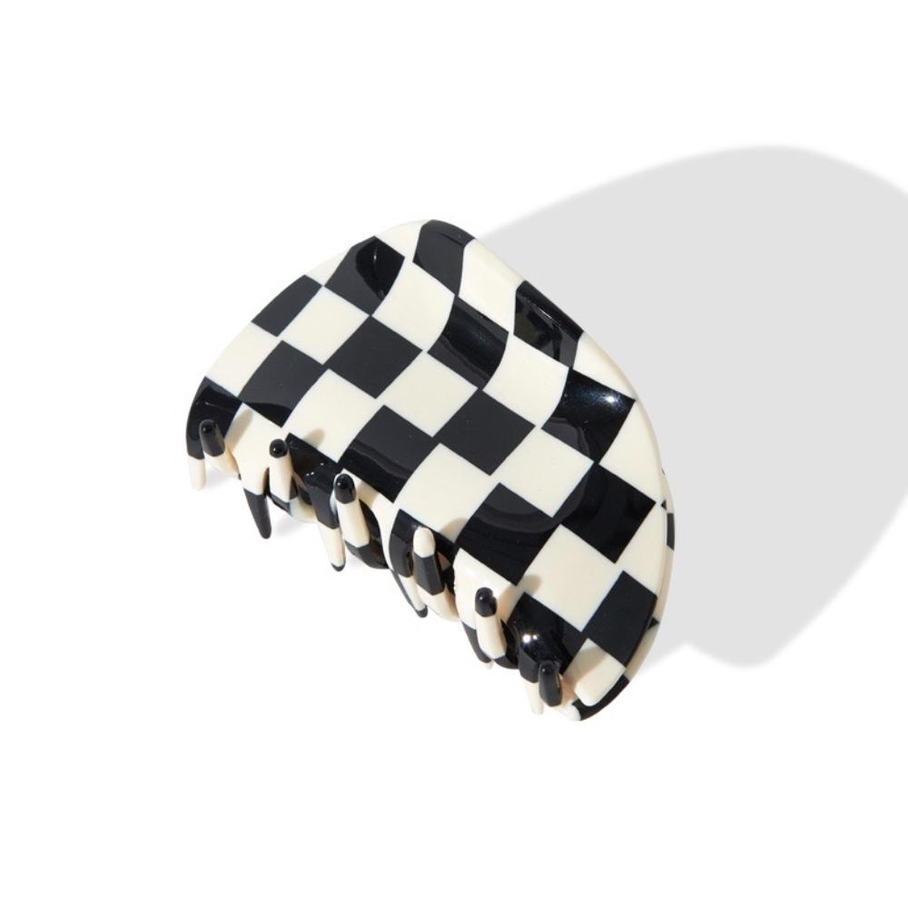 Waffle Claw in Check Board