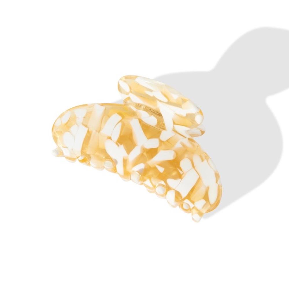 Geisha Claw in Tofu