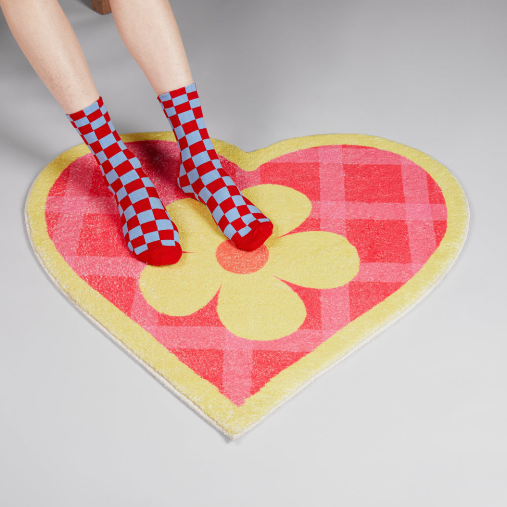 La Fleur Plaid Heart Rug