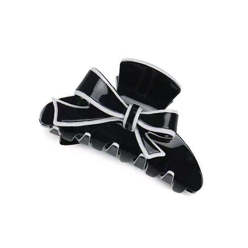 Dreamy black bow claw clip