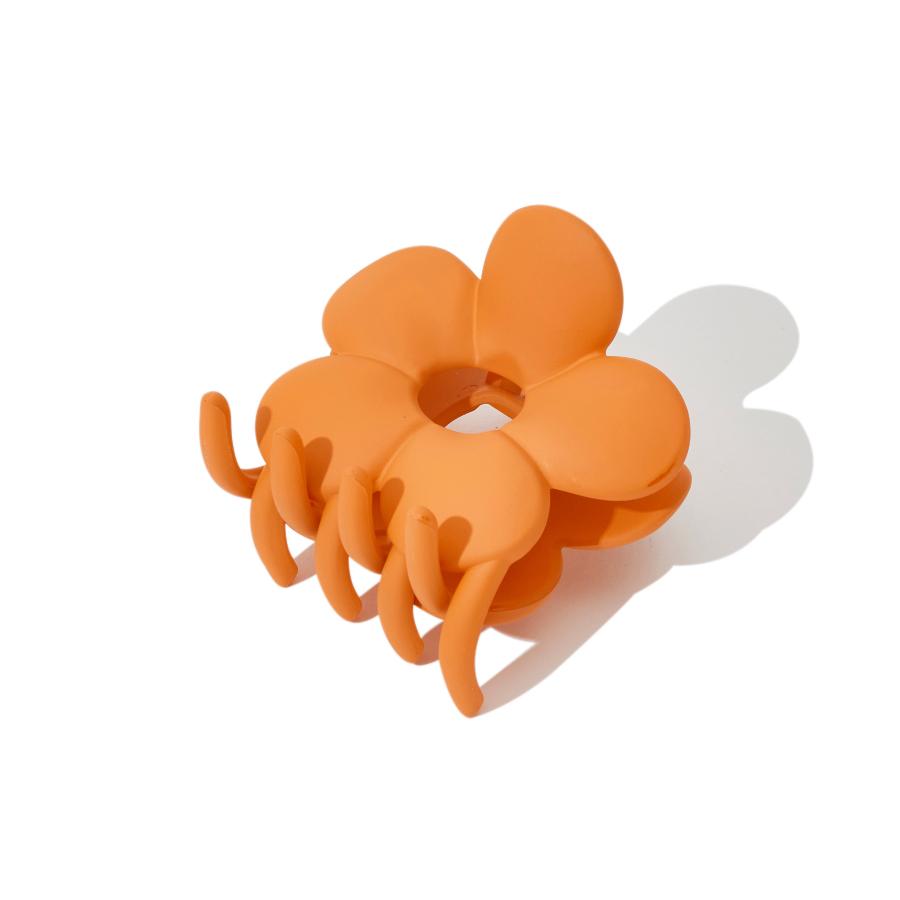 Dolores Claw in Cocoa