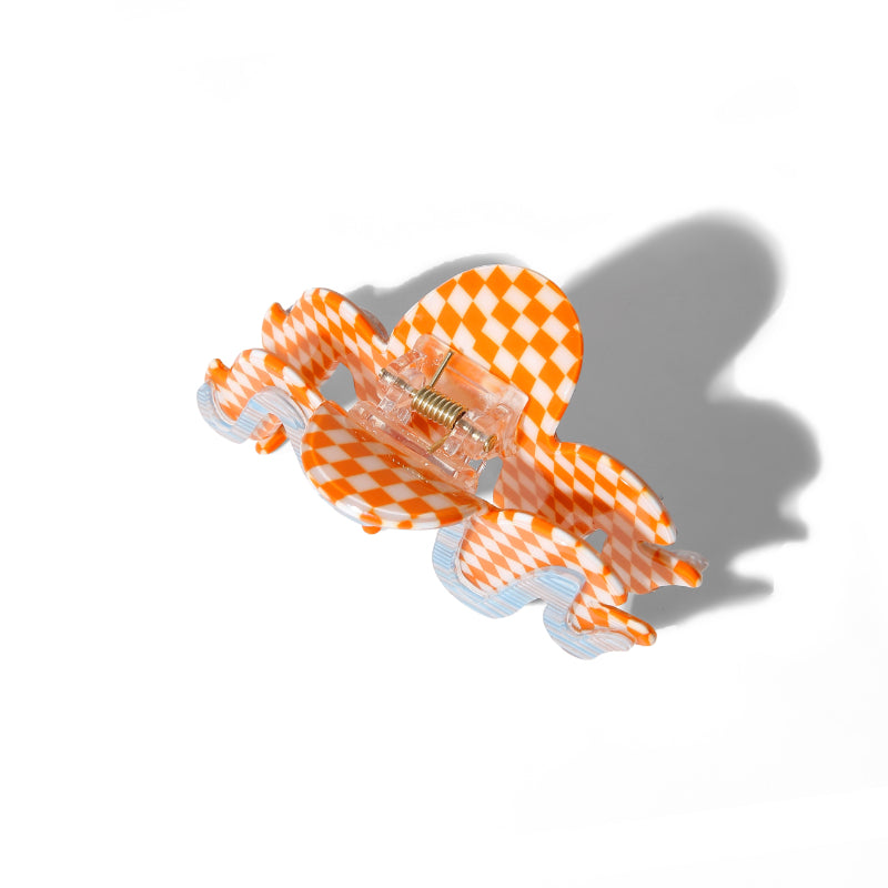 High Tide Hair Claw in Swimming  Pool