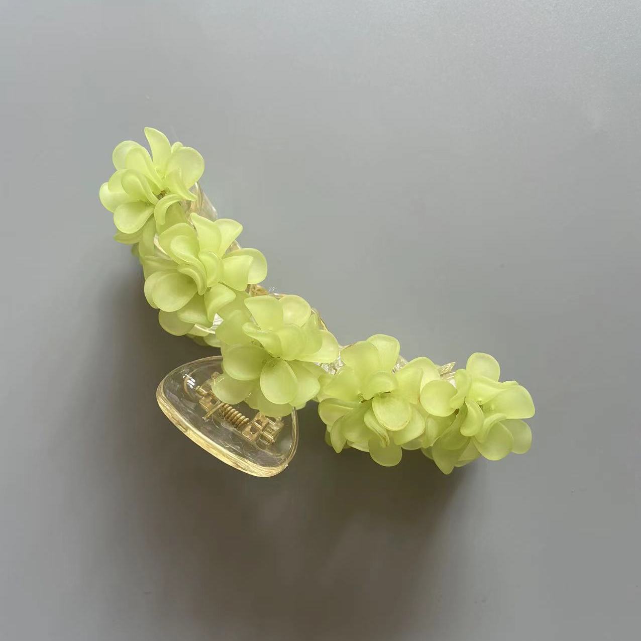 Double Petals Green Flowers hair Claw