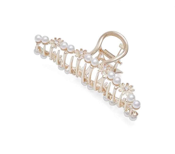 Pearl Flower Claw