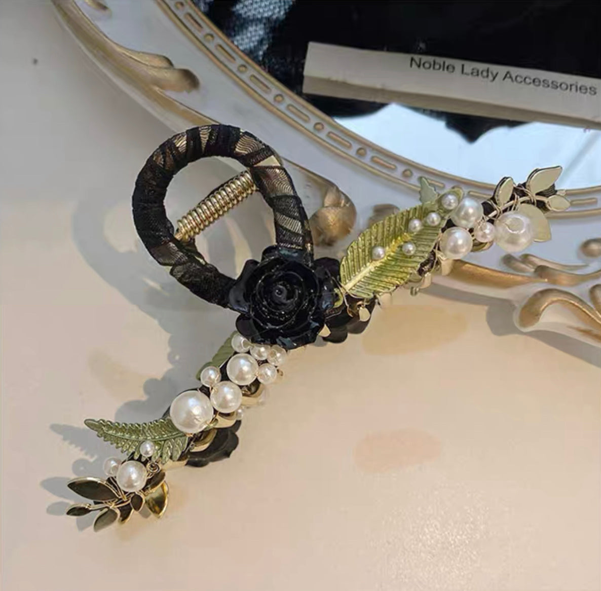 Black Rose Pearl Claw