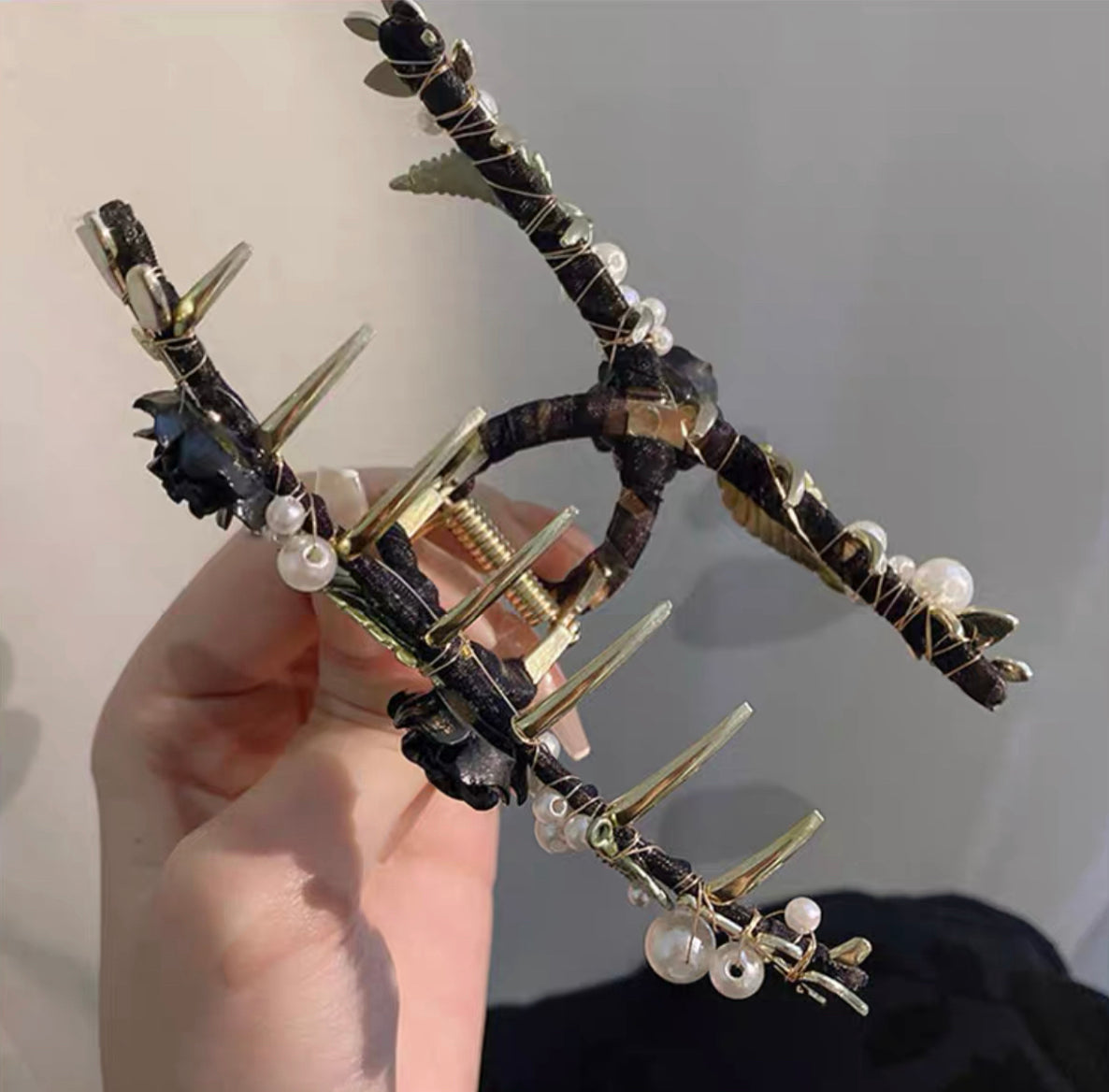 Black Rose Pearl Claw