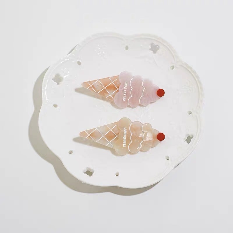 Cherry Ice-Cream Clip