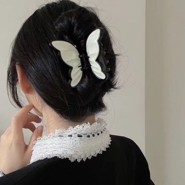 White Butterfly Claw