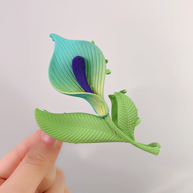 Purple Lily hair claw display picture 1