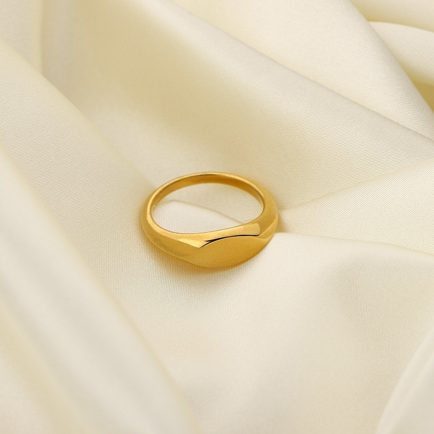 Tory Signet Ring