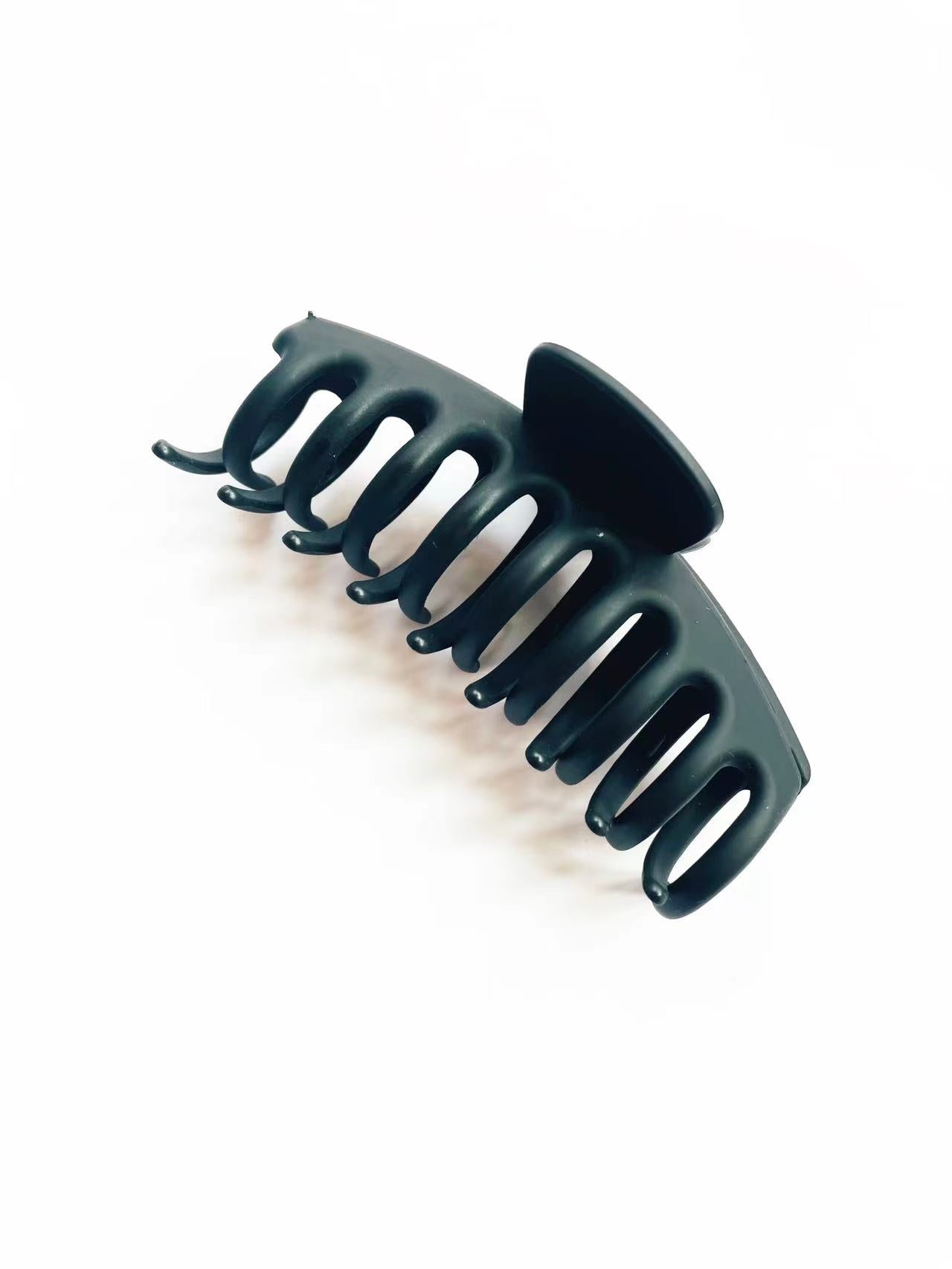 Big Black fairy grass claw