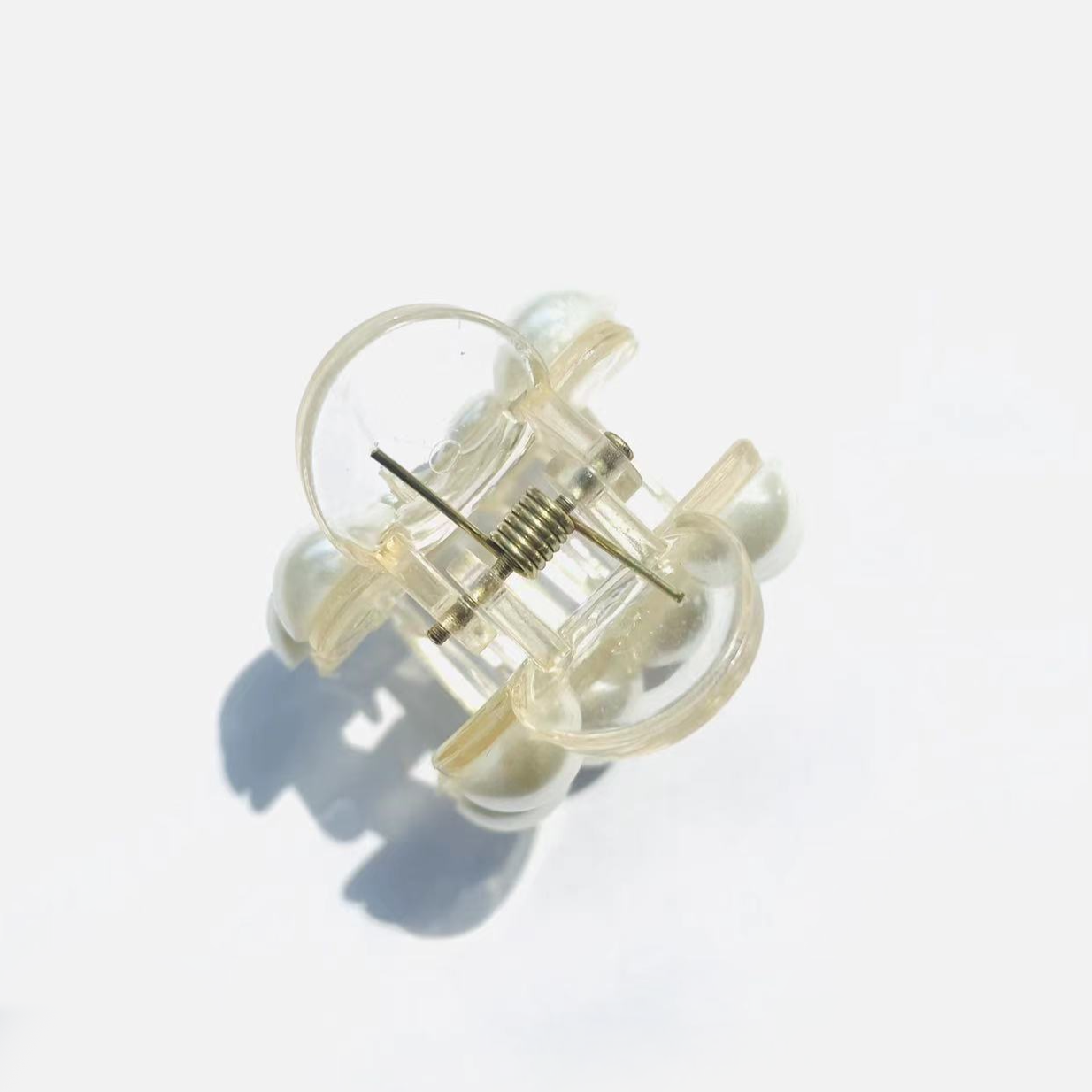 white pearl mini claw