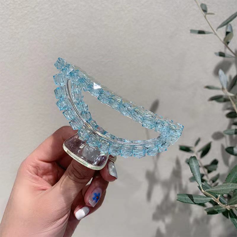 Blue Ice Cube claw clip