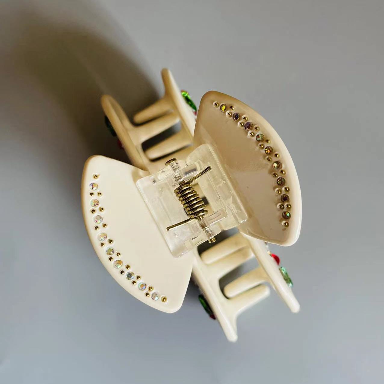 Lovely Cherry White Claw