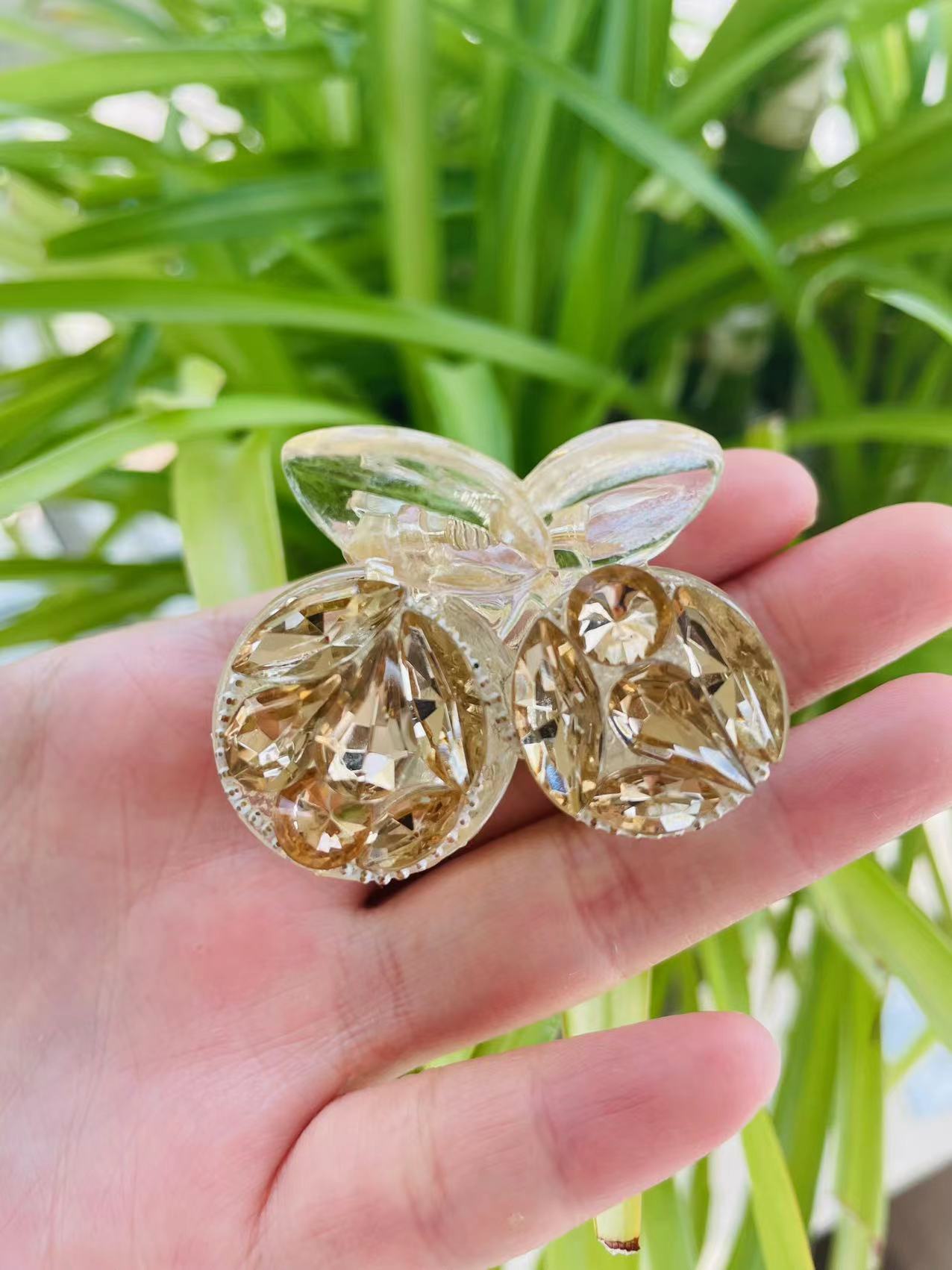 Crystal Cherry Mini claw