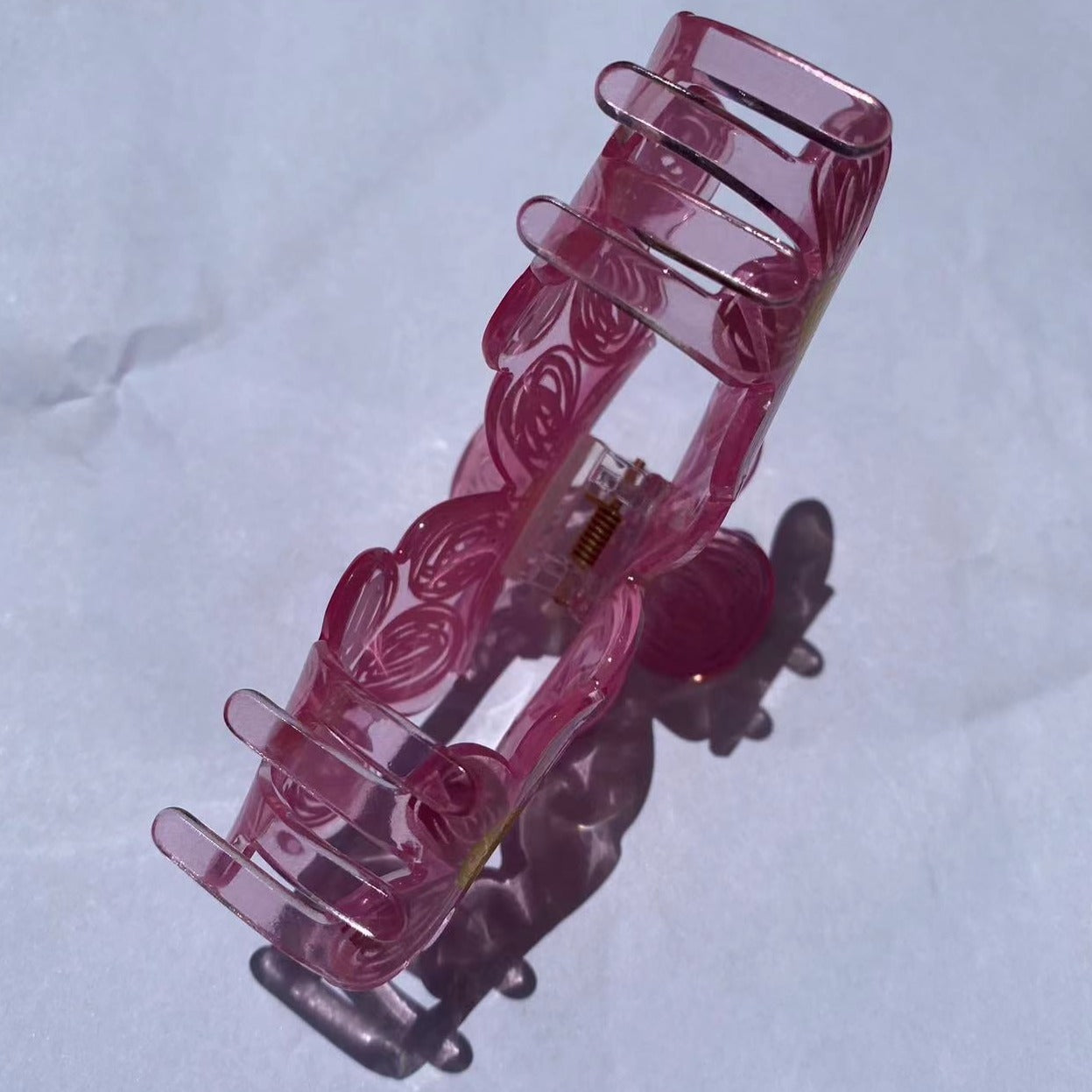 daisy Claw within pink