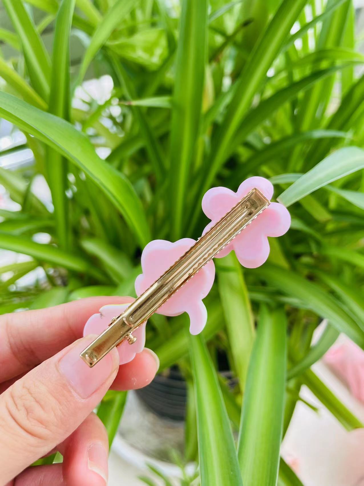 handmade Starfruit flower Clip