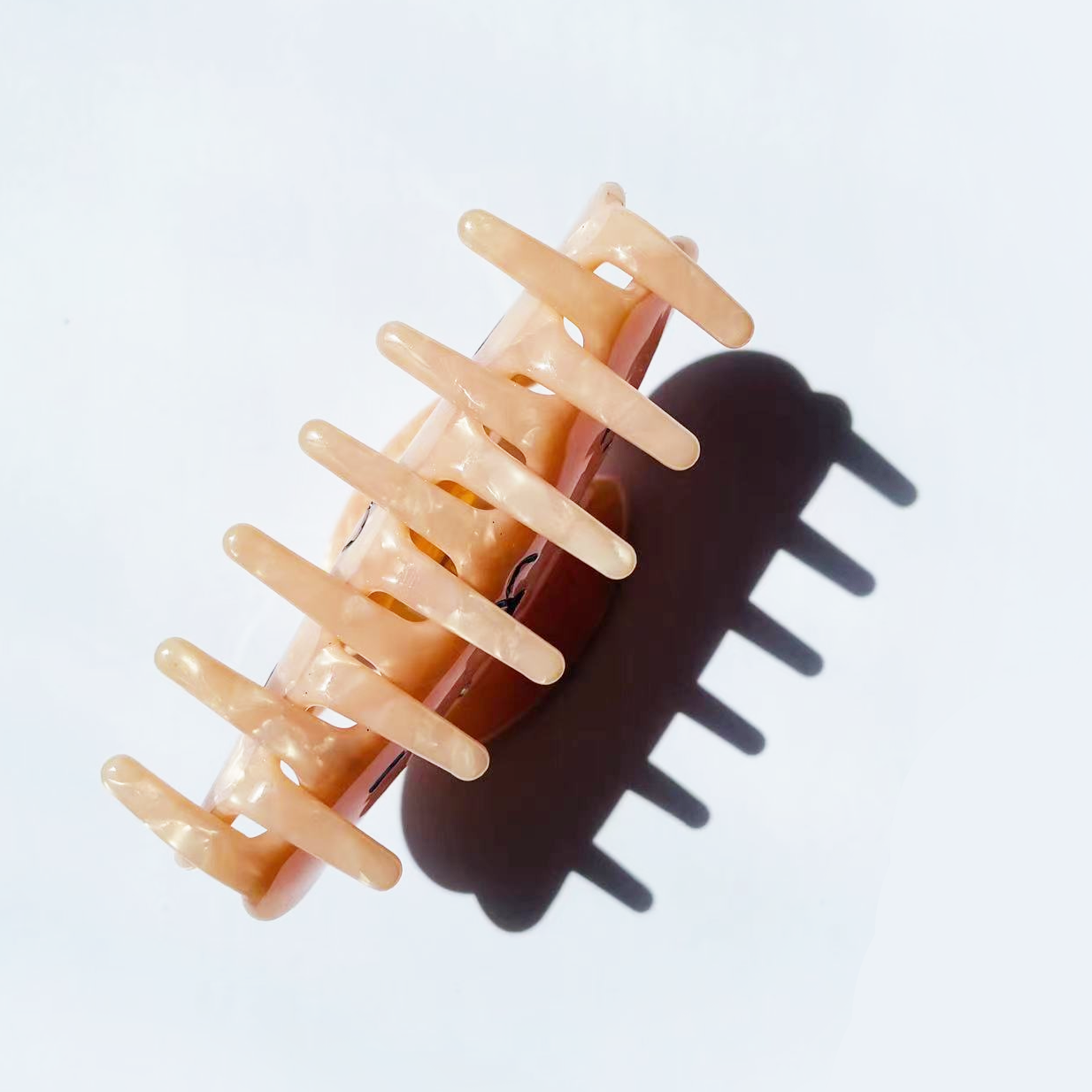 diamond CURIOUS cat CLAW