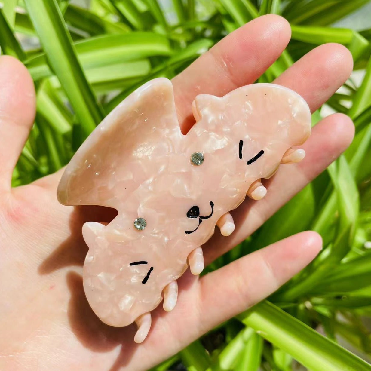 diamond CURIOUS cat CLAW