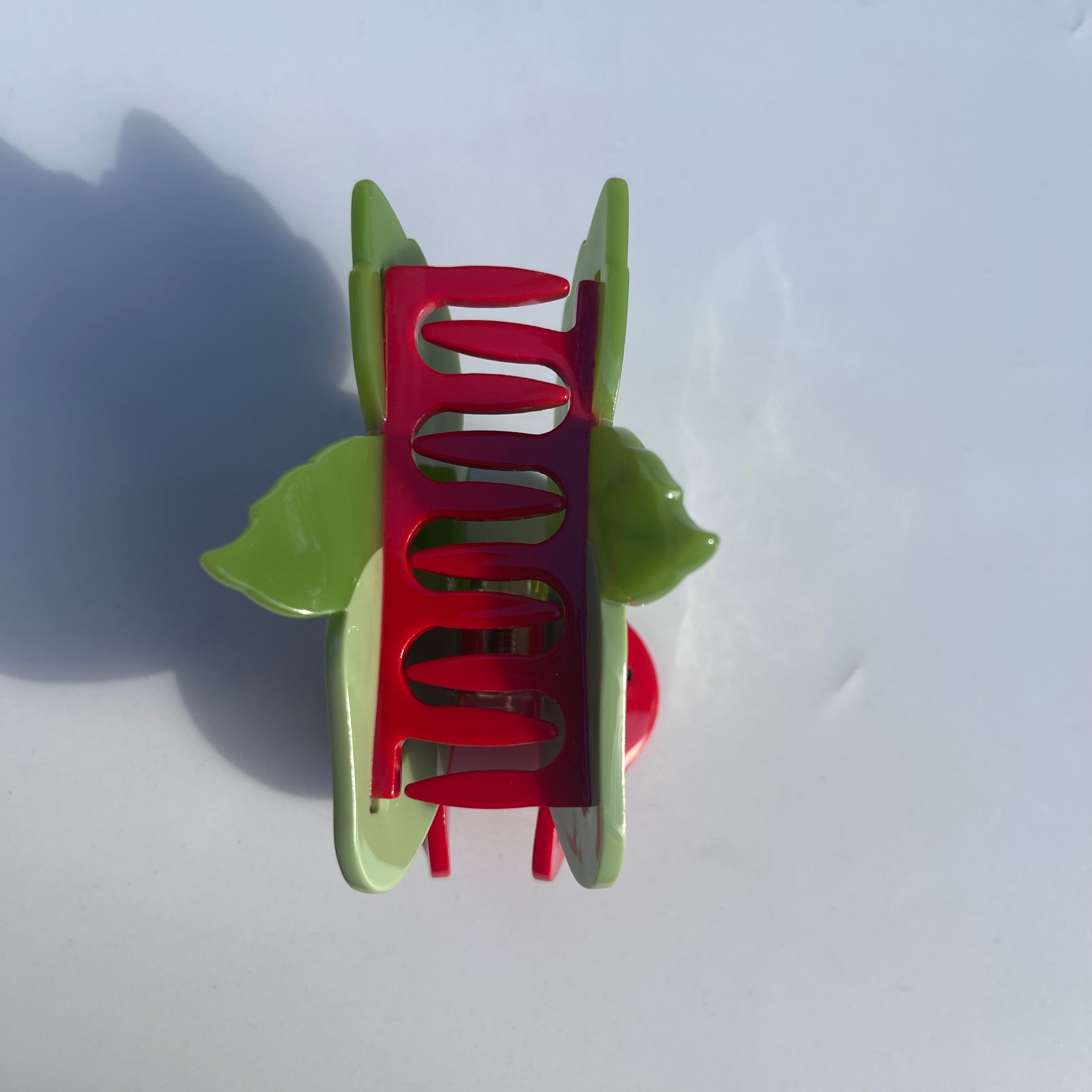 Strawberries Claw within green