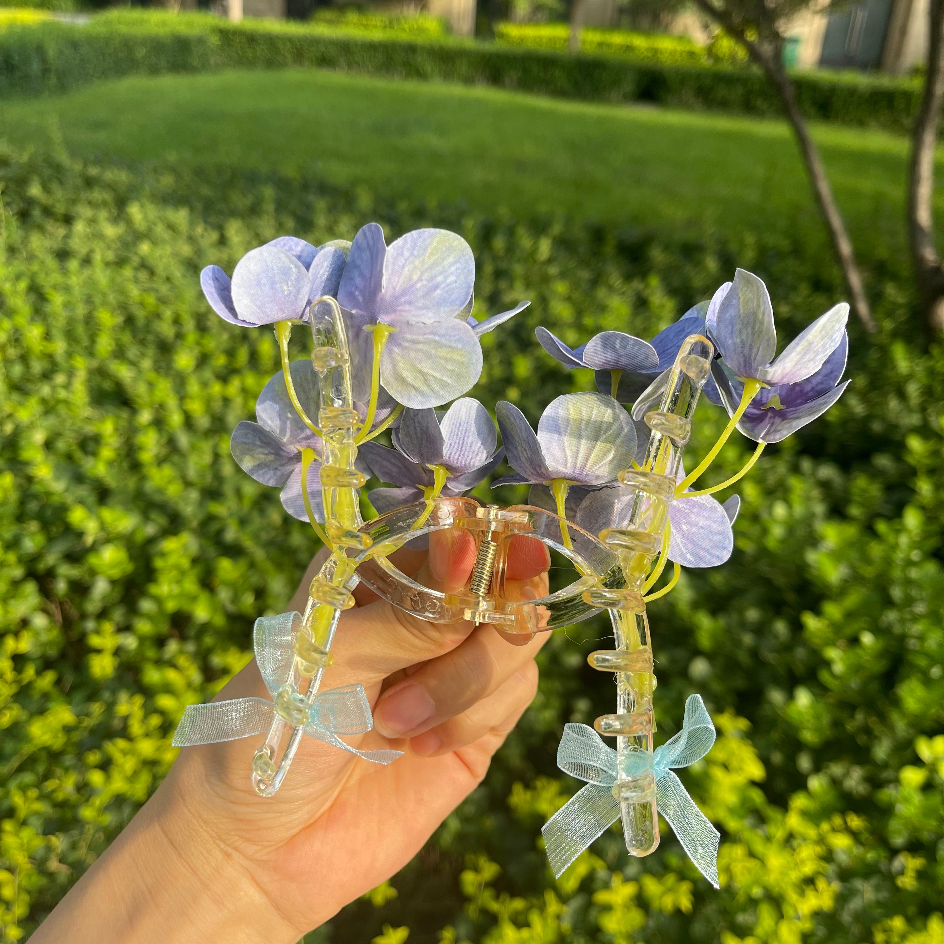 Hydrangea Claw within blue