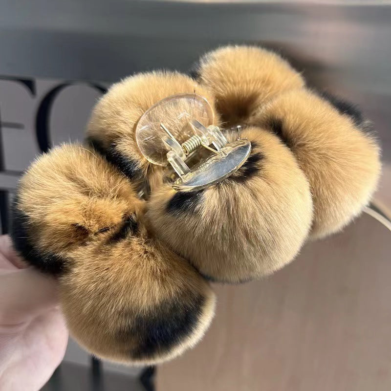 Fur Ball Scrunchie in chestnut