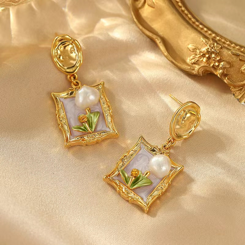 Bloom Pearl Earrings