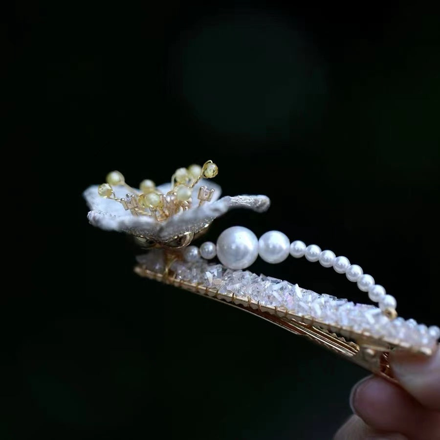 Knit Flower Hair Clip