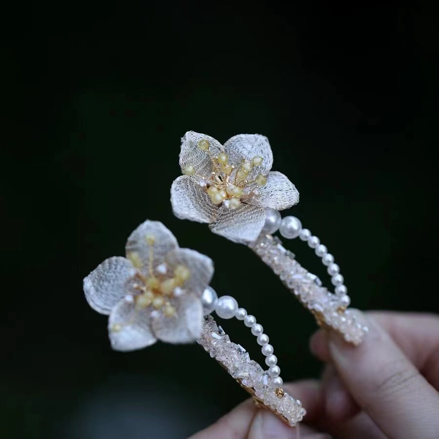 Knit Flower Hair Clip