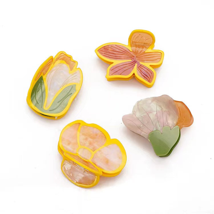 (Advance Sale❗)Orange Flower Hair Claw